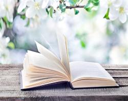 9 самых интересных книг, которые создадут весеннее настроение